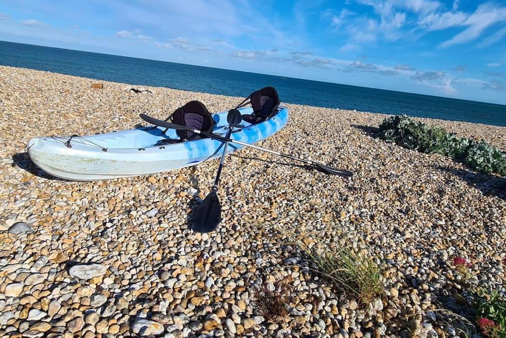 Wow I'M Living On The Beach. Luxury 4 Bed Sleeps 8 Pagham Dış mekan fotoğraf