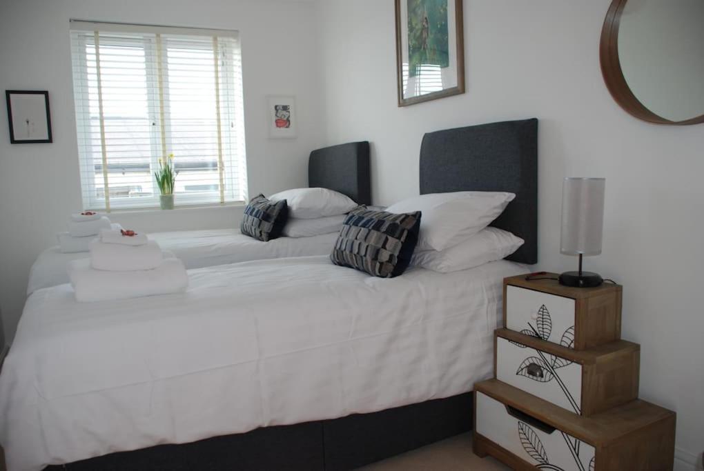 Wow I'M Living On The Beach. Luxury 4 Bed Sleeps 8 Pagham Dış mekan fotoğraf