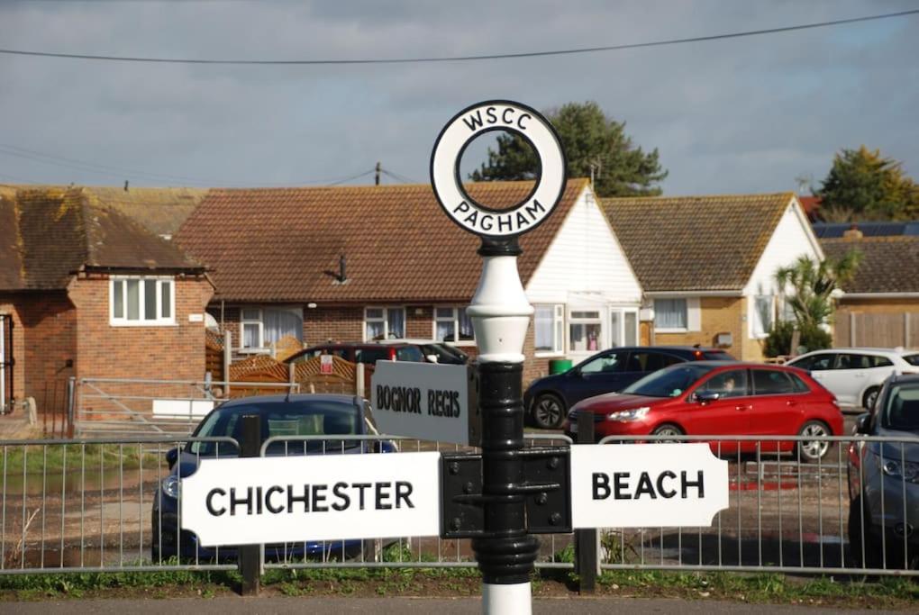 Wow I'M Living On The Beach. Luxury 4 Bed Sleeps 8 Pagham Dış mekan fotoğraf