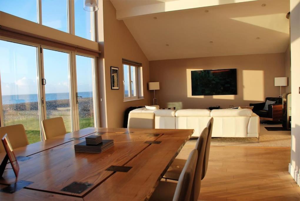 Wow I'M Living On The Beach. Luxury 4 Bed Sleeps 8 Pagham Dış mekan fotoğraf